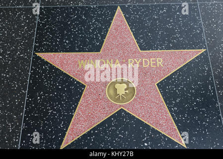 HOLLYWOOD, CA - DEZEMBER 06: Winona Ryder Star auf dem Hollywood Walk of Fame in Hollywood, Kalifornien am 6. Dezember 2016. Stockfoto