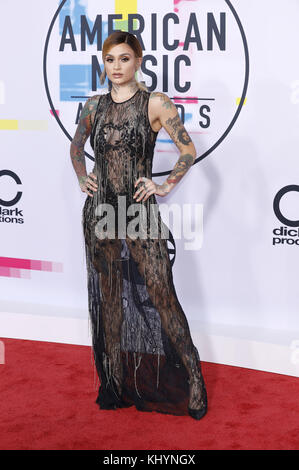 Kehlani nimmt am 19. November 2017 an den American Music Awards 2017 im Microsoft Theater in Los Angeles, Kalifornien, Teil. Verwendung weltweit Stockfoto