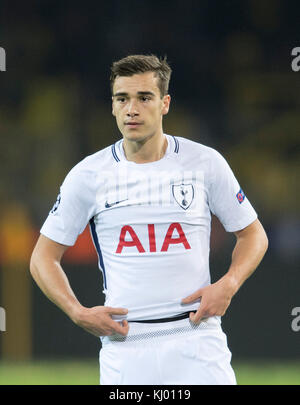 Dortmund, Deutschland. November 2017. Harry WINKS (Spurs) Fussball Champions League, Vorrunde, 5. Spieltag Borussia Dortmund (DO) - Tottenham Hotspur (Spurs) 1:2, am 21.11.2017 in Dortmund/Deutschland. |Nutzung weltweit Guthaben: dpa/Alamy Live News Stockfoto