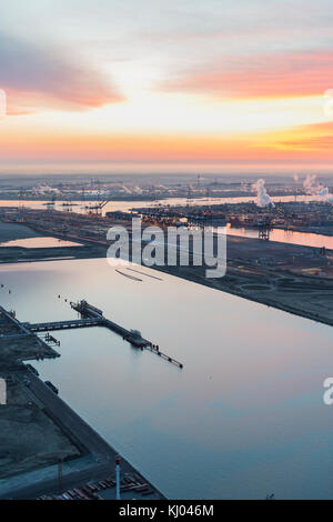 Blick auf Deurganckdock von Doeldock Stockfoto