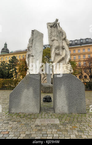 Wien, Österreich - 30 November, 2014: Mahnmal gegen Krieg und Faschismus. erstellt von Alfred Hrdlicka, es erinnert an die Opfer des Krieges, vor allem thos Stockfoto