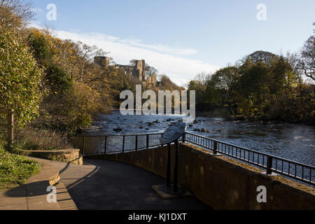 Barnard Castle im Herbst Stockfoto