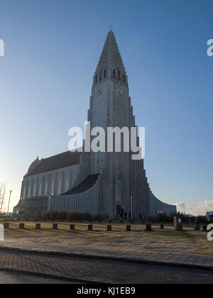 Die hallgrímskirkja Lutherische Pfarrkirche im Zentrum Reykjavik, Island Stockfoto