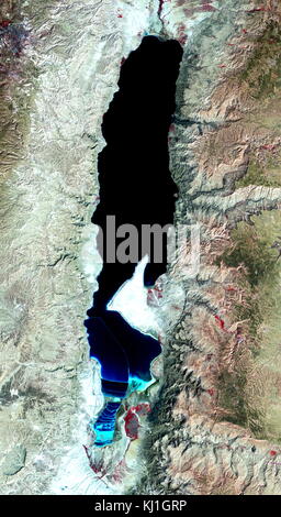 Satellitenbild zeigt den Sinai Negev regios und die Schrumpfung der Toten Meer in Israel. 2011 Stockfoto