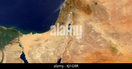 Satellitenbild zeigt den Sinai Negev regios und die Schrumpfung der Toten Meer in Israel. 2012 Stockfoto