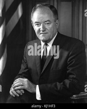 Hubert Horatio Humphrey, Jr. (27. Mai 1911 - 13. Januar 1978) war ein amerikanischer Politiker, der als 38. Der Vizepräsident der Vereinigten Staaten unter Präsident Lyndon B. Johnson von 1965 bis 1969 gedient. Stockfoto