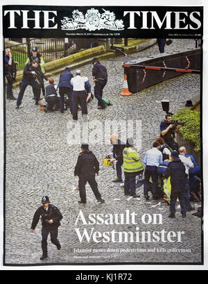 Titelseite Überschrift für die Zeit Zeitung, nach dem 22. März 2017, terroristische Angriffe auf die Westminster Bridge, und das Parlament, in Central London. Der Angreifer fuhr ein Fahrzeug in die Fußgänger auf die Westminster Bridge und einer Masse von Menschen in der Nähe des Palace Gates, dann tödlich einen Polizisten erstochen. Stockfoto