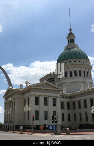 Foto: Das alte Gerichtsgebäude in St. Louis, Missouri. Das alte Gericht ist nun Teil der Jefferson National Expansion Memorial erbaut im 19. Jahrhundert. Vom 21. Jahrhundert Stockfoto