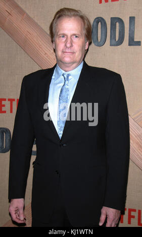 New York, NY, USA. Nov. 2017. Jeff Daniels bei der Netflix New Yorker Premiere von Godless im Metrograph in New York City am 19. November 2017. Kredit: Rw Media Punch/Alamy Live News Stockfoto