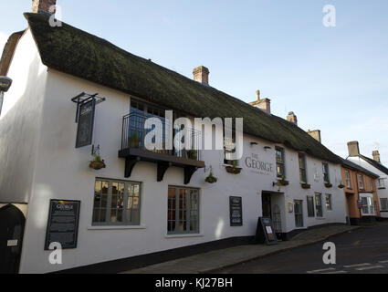 Hatherleigh, UK. 21 Nov, 2017. Blauer Himmel über Hatherleigh, Devon. Credit: Keith Larby/Alamy leben Nachrichten Stockfoto