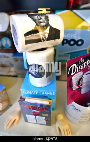 Berkeley, Kalifornien, USA. 5. Juni 2017. Donald Trump Toilettenpapier Credit: Rory Merry/zuma Draht/alamy leben Nachrichten Stockfoto