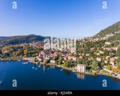 Panoramablick von Cernobbio am Comer See. Luftaufnahme Stockfoto