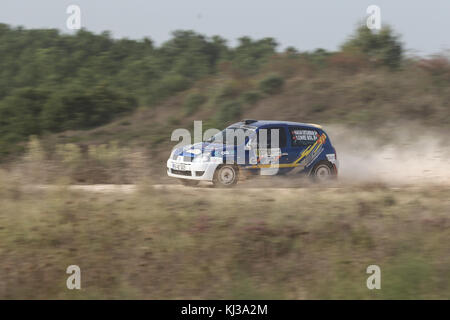 Istanbul, Türkei - 10. September 2017: hakan ertarman Antriebe renault clio Hurel in isok Istanbul Rallye Stockfoto