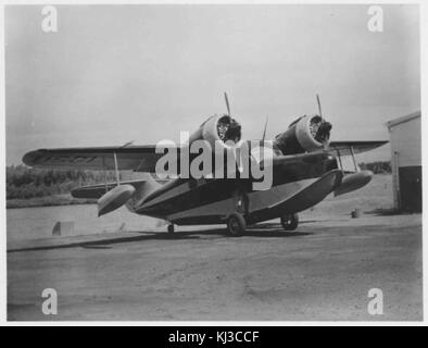 Big Transport mit dem Wasserflugzeug in der Nähe der Ufer vintage Foto Stockfoto