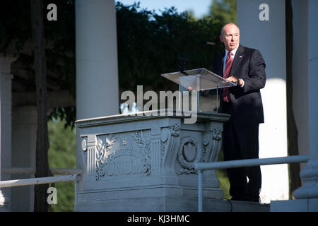 Der nationale Verband der Landschaft Berufe Freiwilliger in Arlington National Cemetery (28247081755) Stockfoto