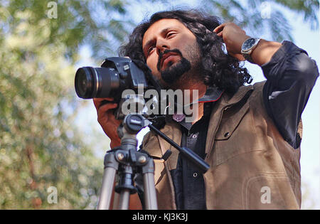 Amartya Bhattacharyya an der Erschießung von Khyanikaa Stockfoto