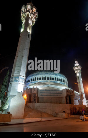König Abdullah Moschee in Amman, Jordanien in der Nacht. Stockfoto