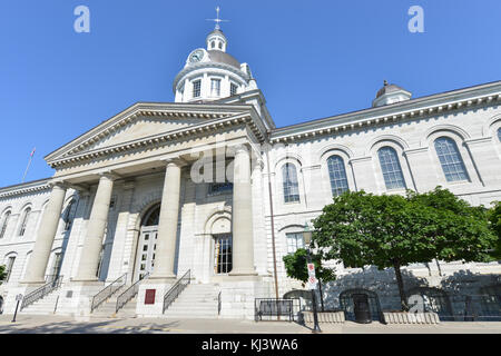 Kingston Rathaus in Kingston, Ontario, Kanada. Das Rathaus der Stadt ist ein prominentes Gebäude im neoklassischen Stil erbaut mit einem Landmark tholobate Stockfoto