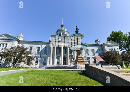 Kingston, Ontario - Juli 5, 2014: frontenac County Court House in Kingston, Ontario, Kanada. Das neoklassische Gebäude ist das Gericht für frontenac Stockfoto