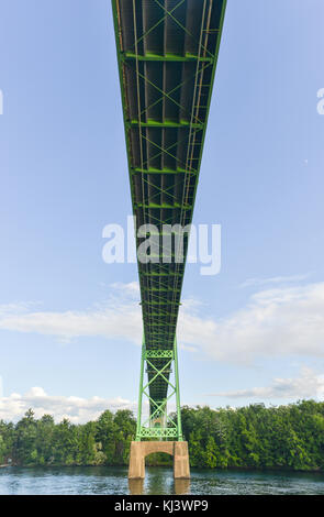 Die Thousand Islands Bridge. Eine internationale Brücke System 1937 über den Sankt-Lorenz-Strom Anschluss Northern New York in der Einheit konstruiert Stockfoto