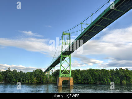 Die Thousand Islands Bridge. Eine internationale Brücke System 1937 über den Sankt-Lorenz-Strom Anschluss Northern New York in der Einheit konstruiert Stockfoto