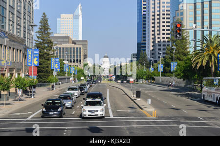 Sacramento, Kalifornien - 31. Mai 2014: Ansicht der Capitol Mall entlang Lincoln Highway in Sacramento, Kalifornien. Stockfoto