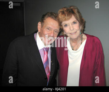 FORT LAUDERDALE, FL - Januar 11: 9 exklusive Deckung) Jerry Stiller und Anne Meara onJanuary 11, 2006 in Fort Lauderdale, Florida. Personen: Jerry Stiller und Anne Meara Getriebe Ref: FLXX müssen Sie bei Interesse Michael Stürme Stürme Media Group Inc., 305-632-3400-Cell 305-513-5783 - Fax MikeStorm@aol.com Stockfoto