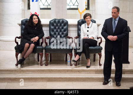 Senior Executive Service Induktion Zeremonie für Katharine Kelley, Betriebsleiter, Arlington National Cemetery (33085250931) Stockfoto