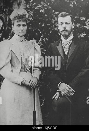 Kaiserin Alexandra und Nikolaus II. von Russland. Alexandra Fjodorowna (1872-1918), Kaiserin von Russland als Ehepartner Nikolaus II., dem letzten Herrscher des Russischen Reiches. Ursprünglich als Alix von Hessen und bei Rhein bekannt, Sie war eine Enkelin von Königin Victoria von Großbritannien. Nikolaus II. (1868 - 1918) war der letzte Kaiser von Russland, Urteil vom 1. November 1894 bis zu seinem erzwungenen Abdankung am 15. März 1917 Stockfoto