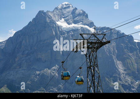 Wetterhorn und Grindelwald - erste Seilbahn, Schweiz Stockfoto