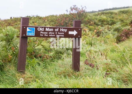 RSPB Old man of Hoy Fußwegschild, Hoy, Orkney, Schottland, Großbritannien Stockfoto