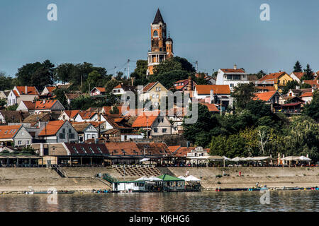 Serbien - Flussblick des gardos Hill, alten Teil von Zemun eine Stadt an den Ufern der Donau gelegen Stockfoto
