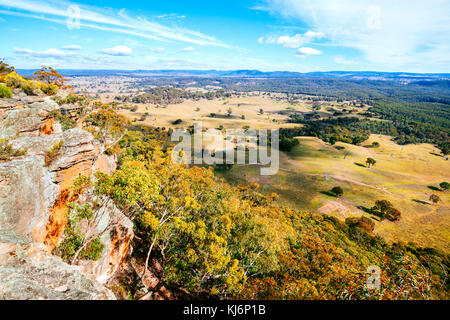 Das capertee Valley, nordwestlich von lithgow, ist ein großes Tal in New South Wales, Australien. Es ist 1 km breiter als der Grand Canyon in Arizona, USA. Stockfoto