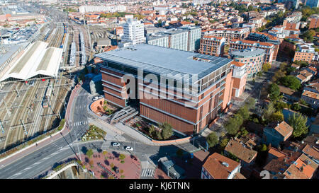 Luftbild von Jose des Philosophen auf der öffentlichen Bibliothek und in Toulouse Matabiau Bahnhof Stockfoto