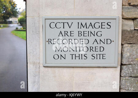 CCTV-Bilder anmelden Hotel Tor, Cotswolds, Großbritannien Stockfoto