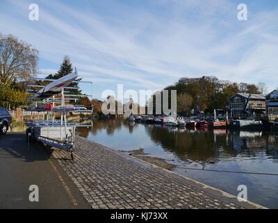 Die Themse in Twickenham London Stockfoto