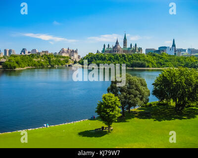 Panoramablick auf den Parliament Hill, Ottawa, Kanada Stockfoto