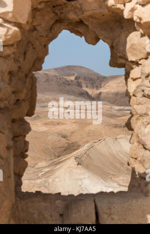 Wüste, von einem Bogen, Masada, Judäische Wüste gesehen, dem Toten Meer Region, Israel Stockfoto