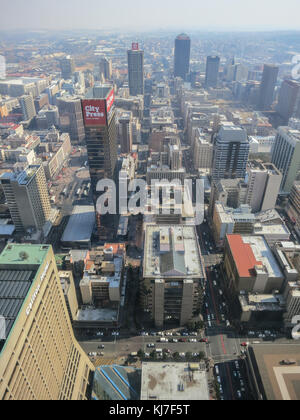 Johannesburg, Südafrika - 31. Mai 2013: Blick vom Carlton Center 50. Stock, top von Afrika in Johannesburg Südafrika. Blick auf die Stadt Stockfoto