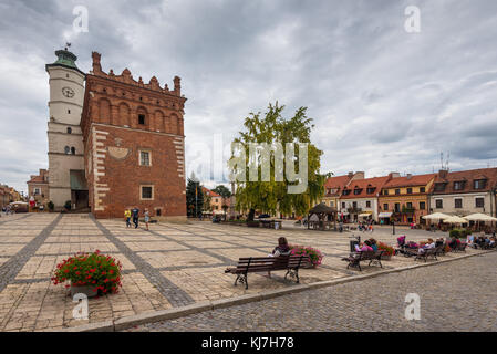 Sandomierz, Polen - 11 August, 2016: Hauptplatz in Sandomierz, sehr beliebte Touristenattraktion in Polen. Europa. Stockfoto