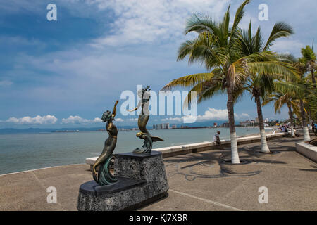 Triton und nereida Skulptur in Puerto Vallarta, Mexiko. sculpure von Carlos Espino von 1990 gemacht wurde Stockfoto