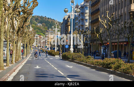 Die Avenida de la libertad Avenue in San Sebastian. Baskenland guipuzcoa. San Sebastian (Donostia), Spanien Stockfoto