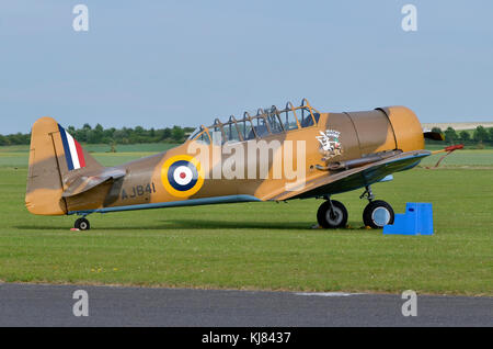 North American T-6 Texan, Wacky Wabbit, RAF Farben, Duxford, England. Stockfoto