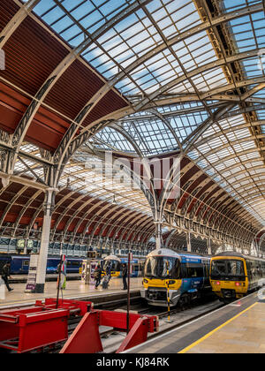 Der Bahnhof Paddington, London, UK Stockfoto