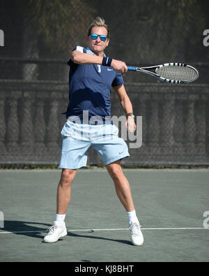 BOCA RATON, FL - 18. NOVEMBER: Carson Kressley im Boca Raton Resort Tennis Center für den 27. Jährlichen Chris Evert/Raymond James Pro-Celebrity Tennis Classic Media Day am 18. November 2016 in Boca Raton, Florida. Leute: Carson Kressley Stockfoto