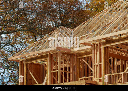 Wohnungsneubau home Framing gegen Stockfoto