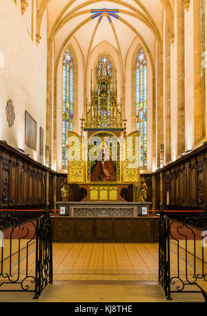 Chor mit Hochaltar Madonna im rosenhag, Martin Schongauer, 1473, Franziskaner Kirche, Colmar, Elsass, Alsace, France Stockfoto