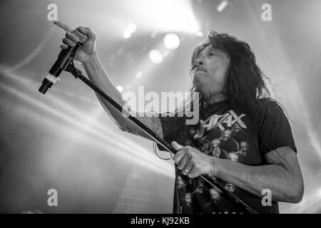 Dänemark, Kopenhagen - 6. März 2017. Die amerikanische Thrash Metal Band Anthrax spielt ein Live-Konzert im Amager Bio in Kopenhagen. Hier ist Sänger Joey Belladonna live auf der Bühne zu sehen. (Foto: Gonzales Photo - Thomas Rasmussen). Stockfoto