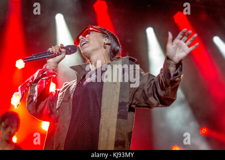 Dänemark, Kopenhagen – 22. Juli 2017. Die dänische Sängerin, Songwriterin und Pop-Ikone Medina spielt ein Live-Konzert während des dänischen Musikfestivals Musik i Lejet 2017. (Foto: Gonzales Photo - Thomas Rasmussen). Stockfoto