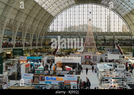 Olympia, London, UK. 22. November 2017. Ideal Home Show an Weihnachten am 23. November 2016 Vom 23.-27. November in Olympia, London, UK. Credit: Siehe Li/Alamy leben Nachrichten Stockfoto